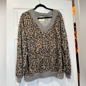 Oversized sweatshirt